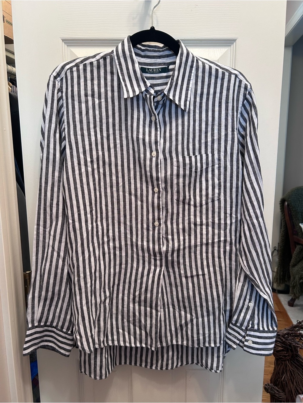 Lauren Ralph Lauren Linen Black & White Long Sleeve Button Down Blouse. Size L